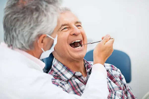 Prevención en salud bucal para mayores