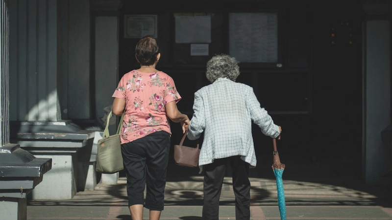 cuidados diarios en adultos mayores